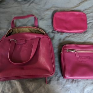 Coach travel set